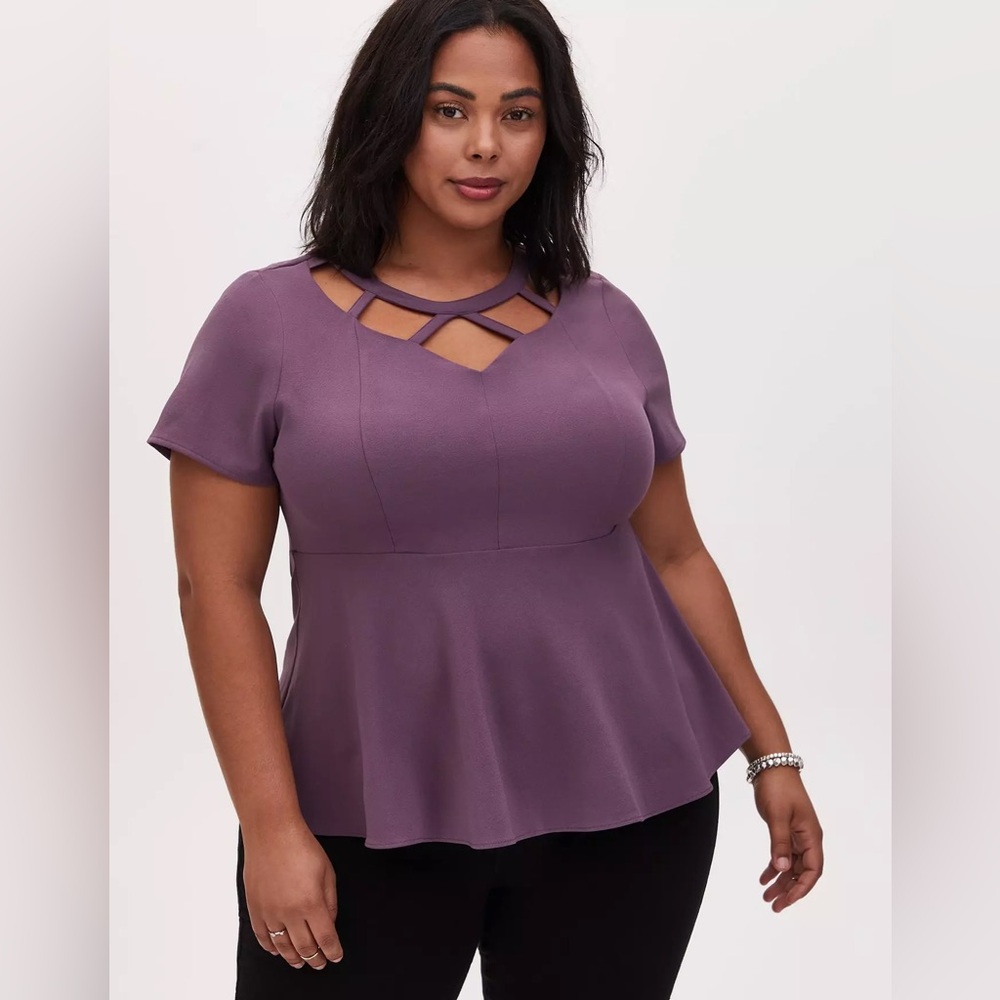Torrid Peplum Crepe Cage Front Top Vintage Violet Purple Size 3X Business Casual
